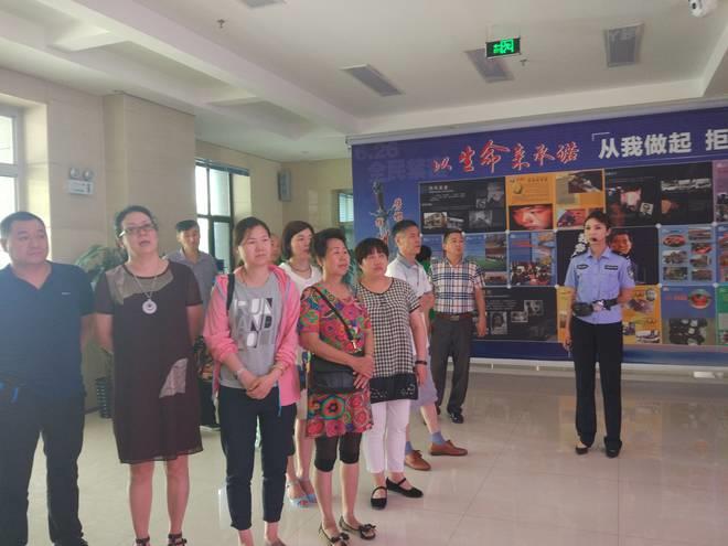 2西河街南社区组织党员参观禁毒教育基地 20170616.jpg