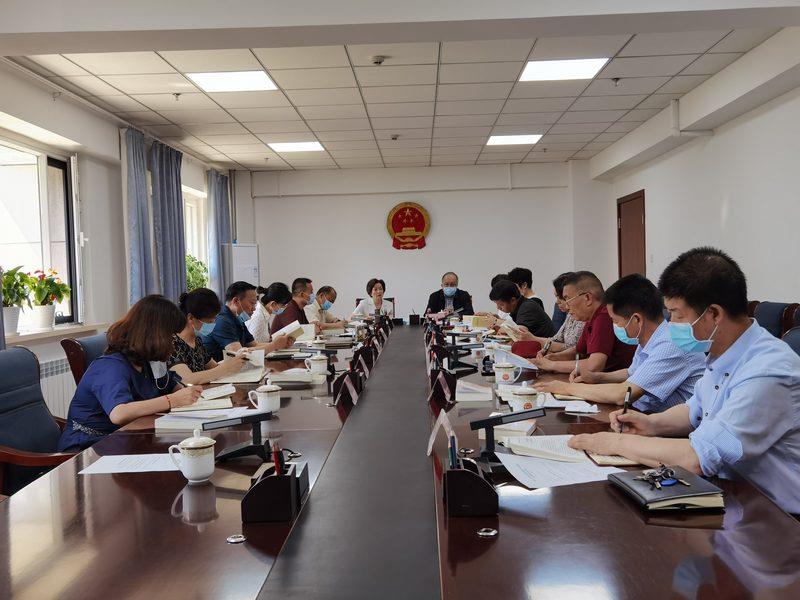 市人大常委会中心组组织学党史 王佳琪摄.jpg